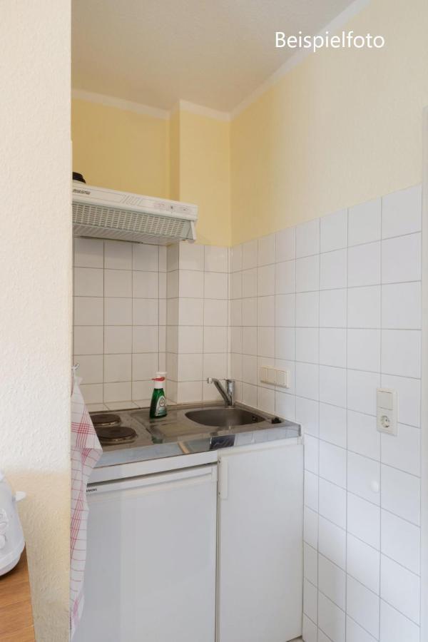 Pension Gp3, Zimmer Mit Kochnische Und Duschbad Vor Den Toren Berlins Dallgow-Doeberitz Luaran gambar